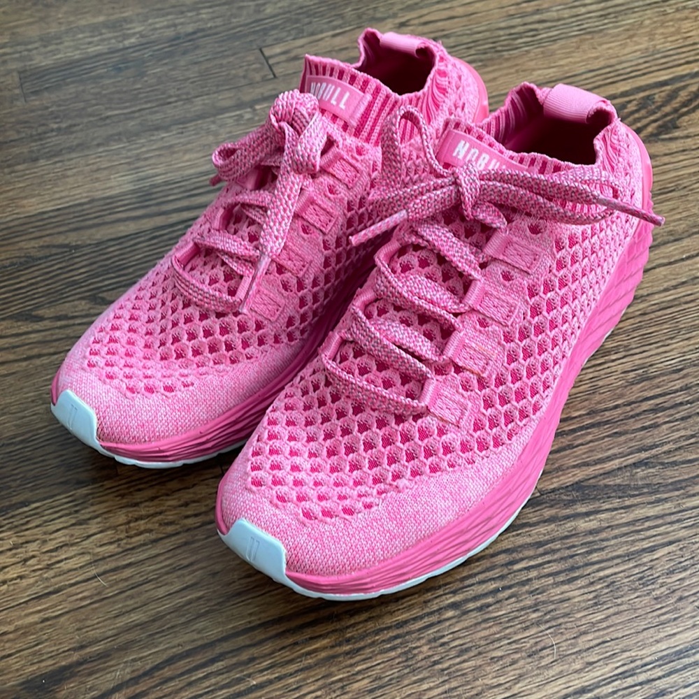 Womens Nobull Runners Size 9